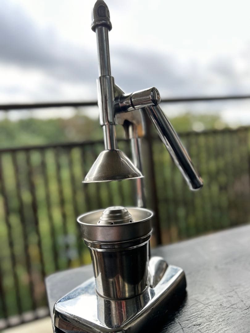 オレンジ生搾り機　(動作確認済み)