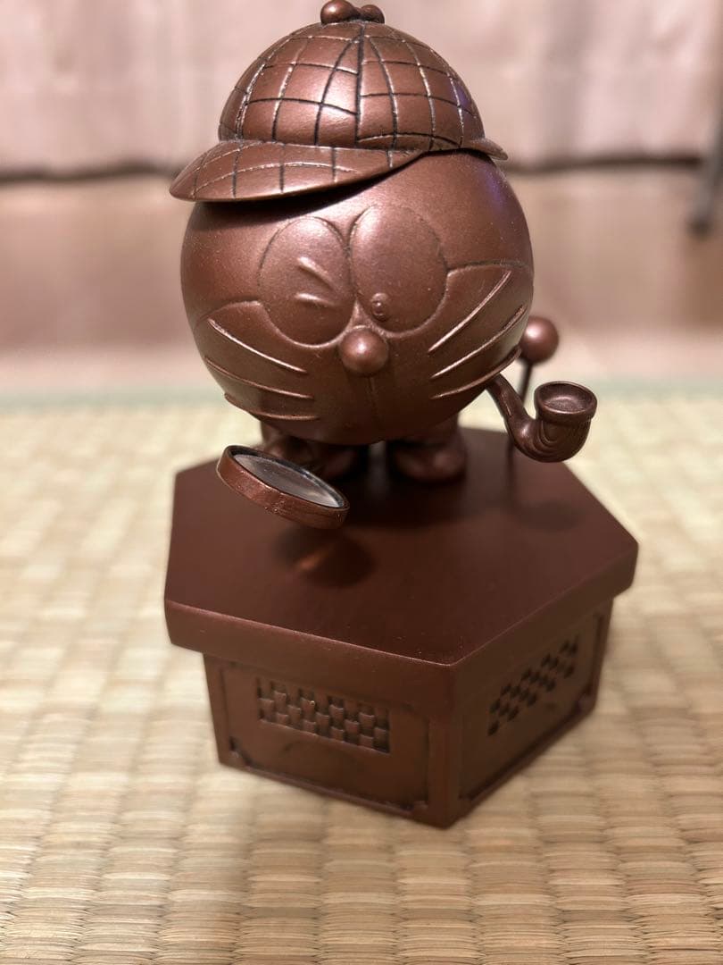ドラえもん 未来デパート限定品　ホームズセットブロンズ像風フィギュア
