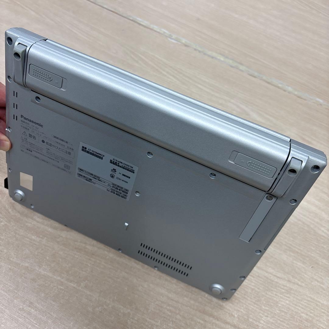 【良品】Panasonic Let's note シルバー ノートPC