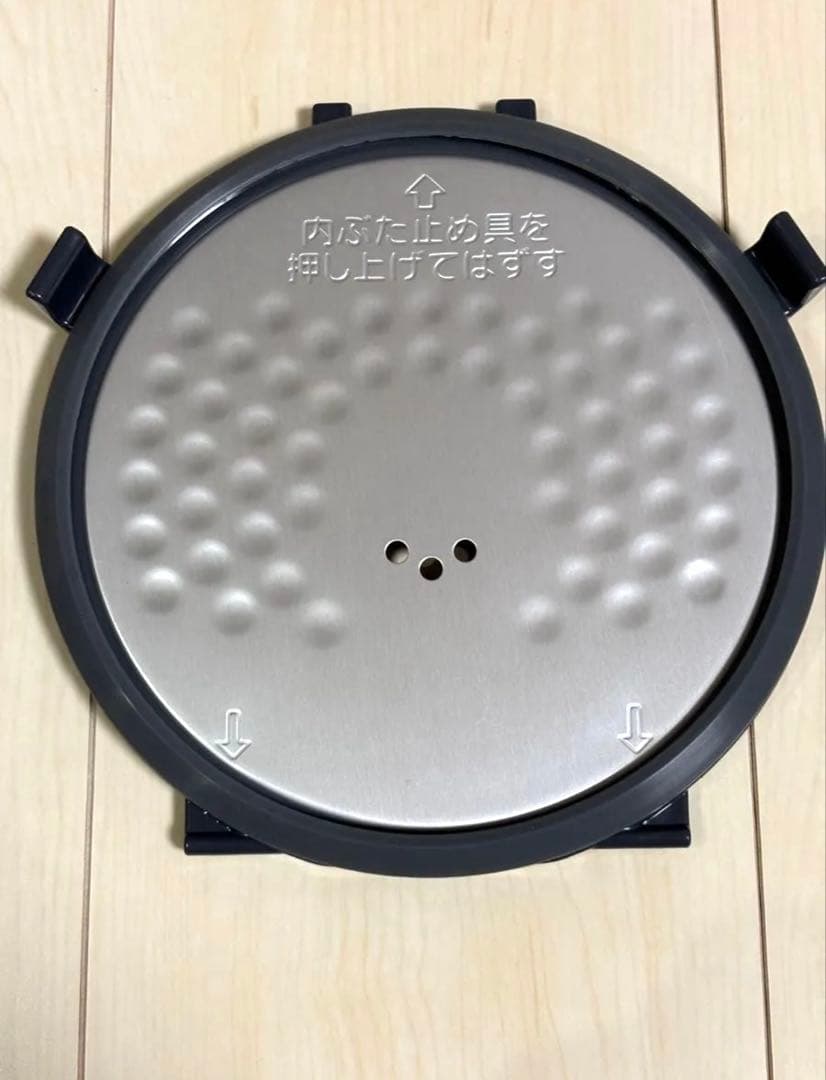 美品　象印　マホービン 炊飯器 3合 チャコール NL-BE05-HZ