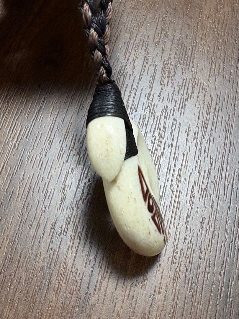 ボーンカービングネックレス(sw98)Sサイズ マッコウ