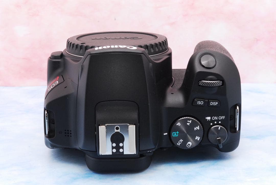 キャノン Kiss X10★手ぶれ補正レンズ付★Wi-Fi ★一眼レフカメラ