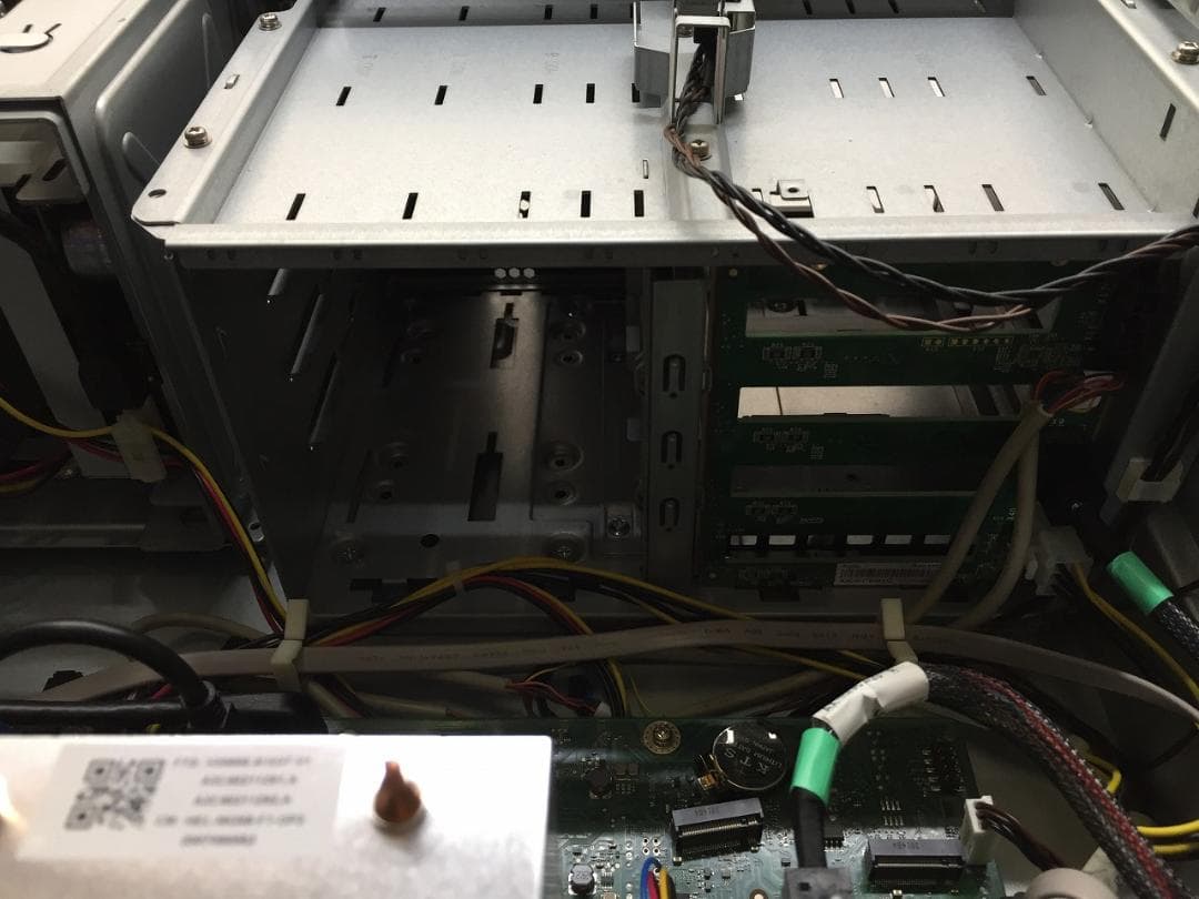 富士通 サーバー PRIMERGY TX1320 M4