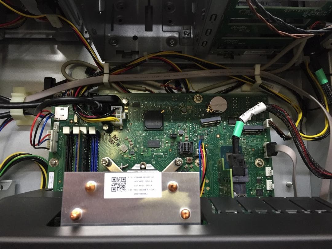 富士通 サーバー PRIMERGY TX1320 M4
