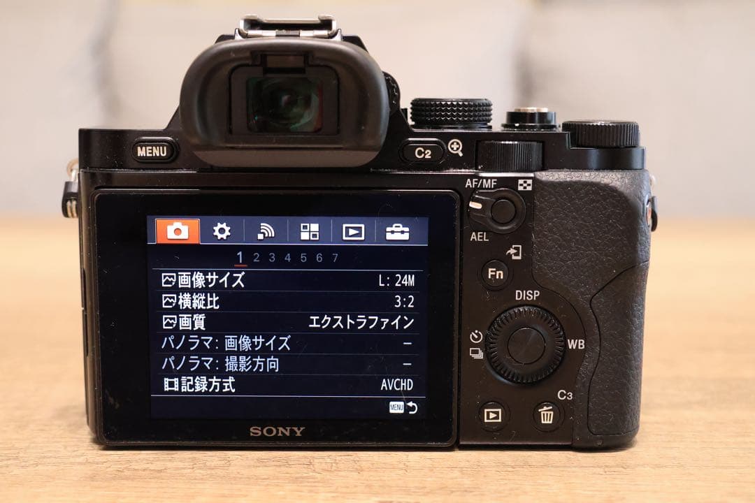SONY α7 ボディ ILCE-7 フルサイズミラーレスカメラ