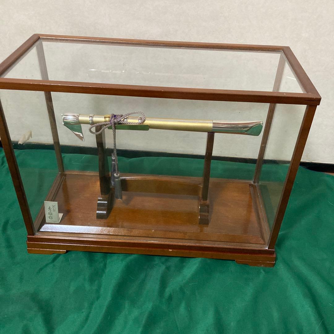 銀製刀型置物 木製スタンド付き