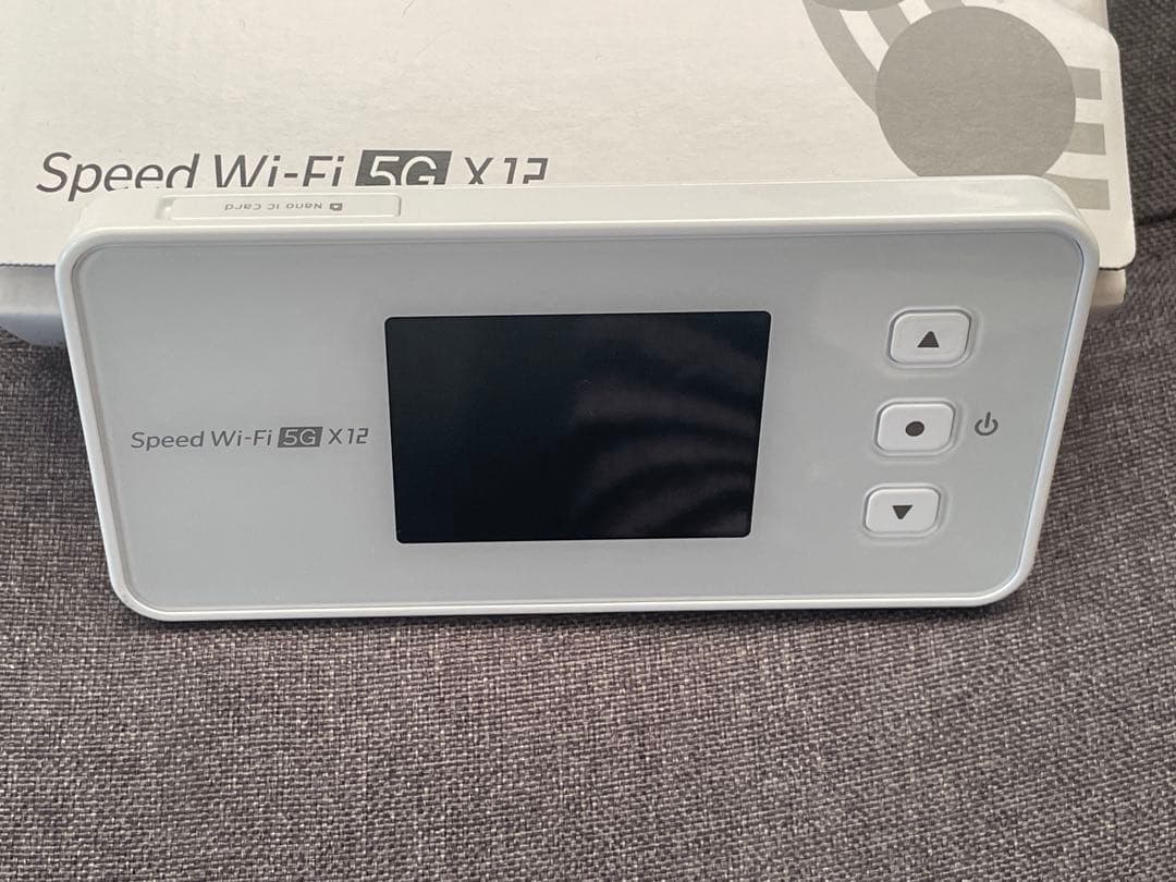 【美品】Speed Wi-Fi 5G X12 本体＋専用アダプターセット元箱付き