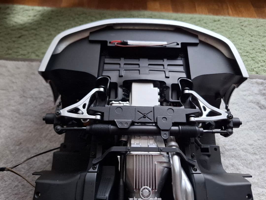 ワイルドスピードX2 R34 GT-R メインシャーシ 模型品