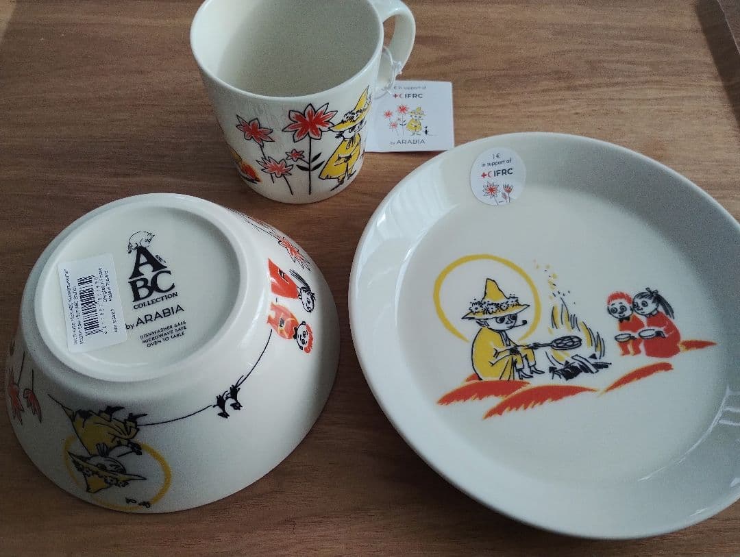 お値下　アラビア　ムーミン　ABCシリーズ 赤十字コラボ　スナフキン3点セット