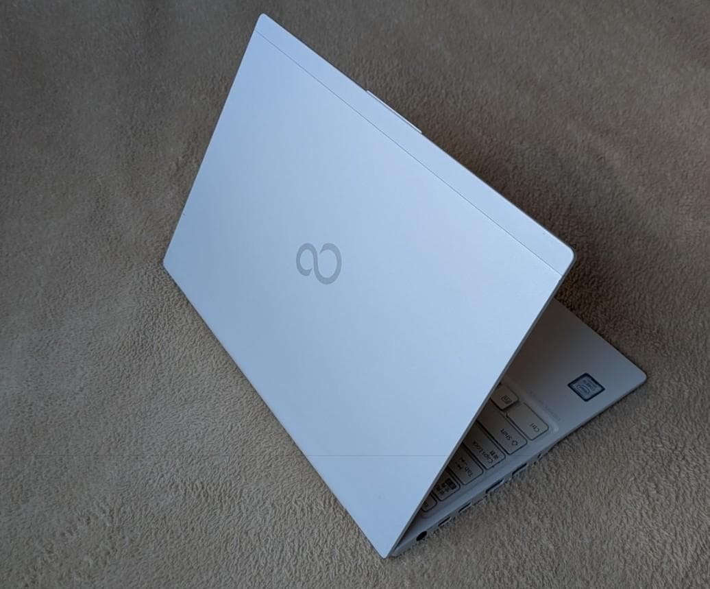 FMV LIFEBOOK【美品】