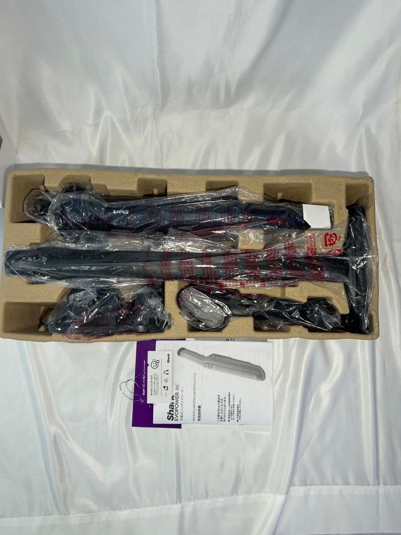 【美品】シャークハンディクリーナー EVOPOWER DX WV516JBK