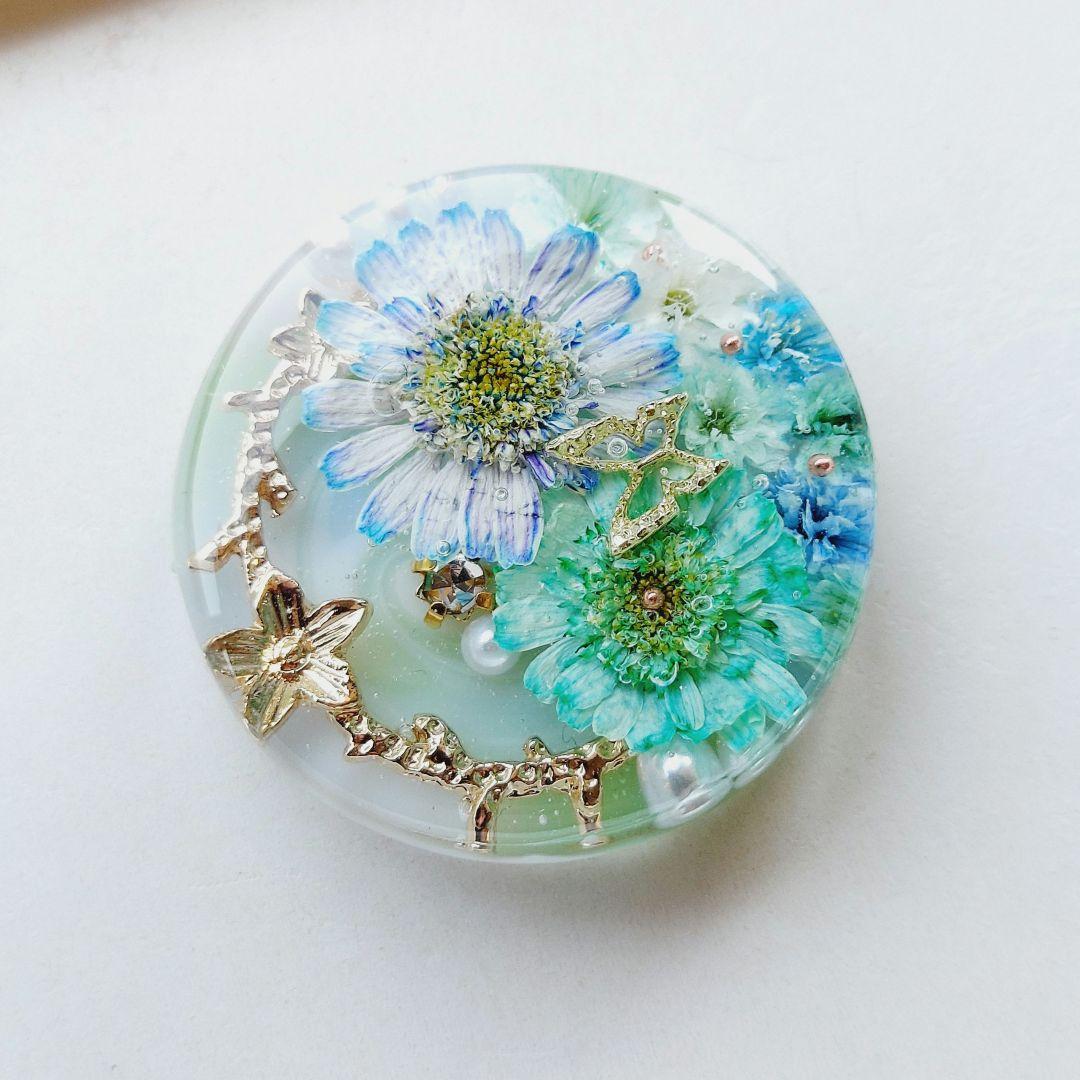 【1746】レジン　マトリカリア　ヘアゴム　ポニーフック　ブロ―チ　ハンドメイド