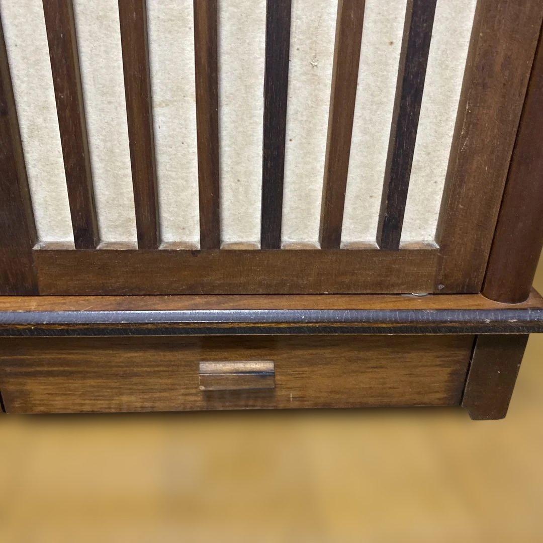 昭和レトロ 茶箪笥 小さいサイズ 1点 サイドボード　キャビネット