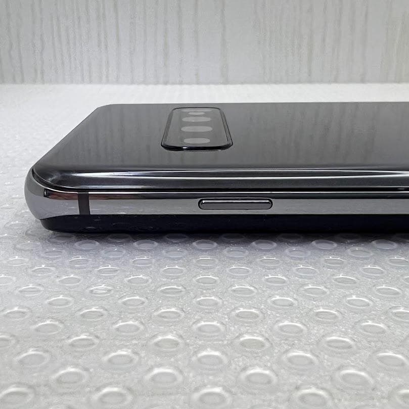 Galaxy S10+ ◆ 8GB/128GB / au SCV42 ※訳アリ