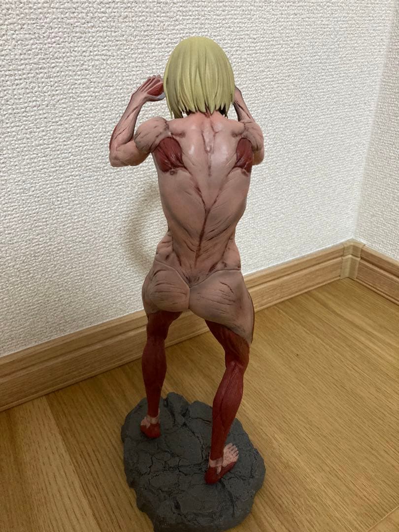 進撃の巨人 一番くじ 女型の巨人MEGA IMPACTフィギュア