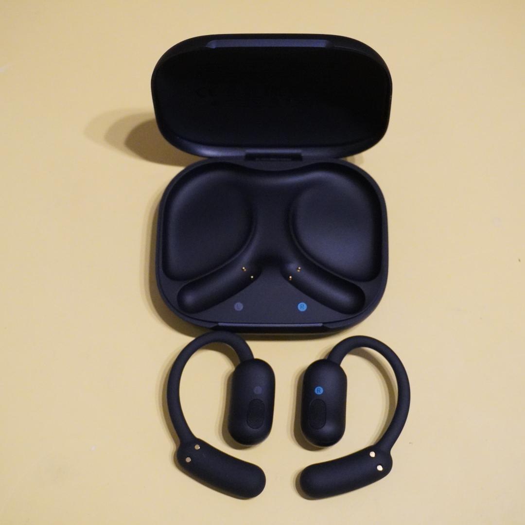 未使用　Soundcore AeroFit 2 ワイヤレスイヤホン 黒