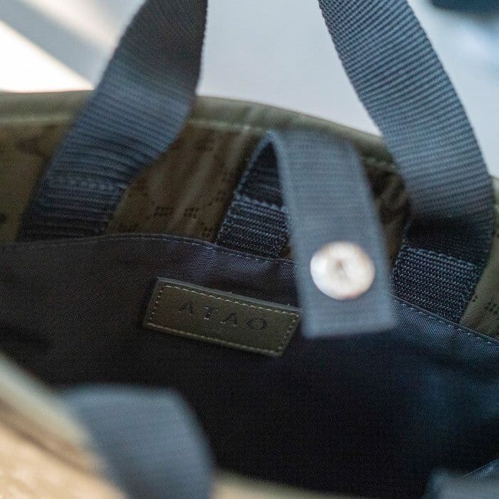 アタオ無駄なものを削ぎ落としたATAOの超軽量PCケース　ブラック