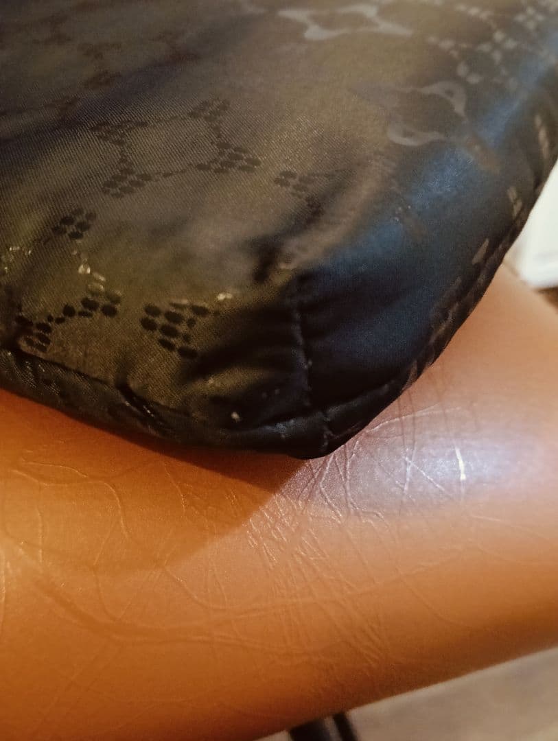 アタオ無駄なものを削ぎ落としたATAOの超軽量PCケース　ブラック