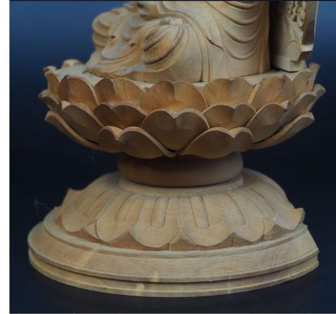 送料無料　時代物　柘植/黄楊　細密彫刻如来坐像　高さ21ｃｍ