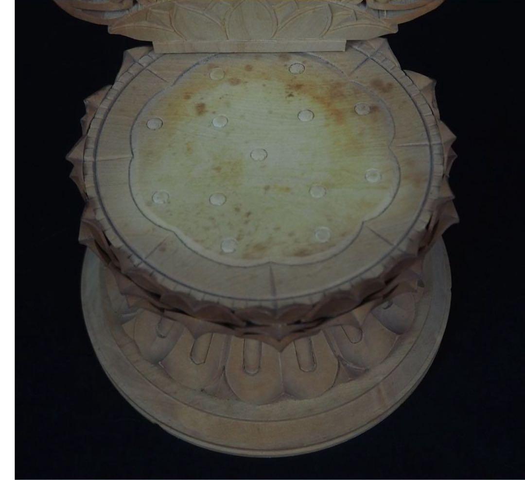 送料無料　時代物　柘植/黄楊　細密彫刻如来坐像　高さ21ｃｍ