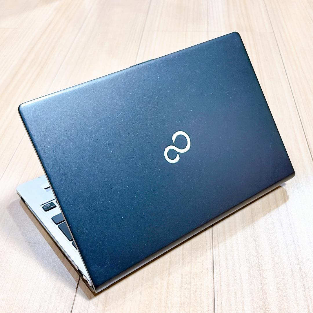 週末限定セール❣️軽量✨Corei5第7世代✨SSD256GB✨富士通✨PC