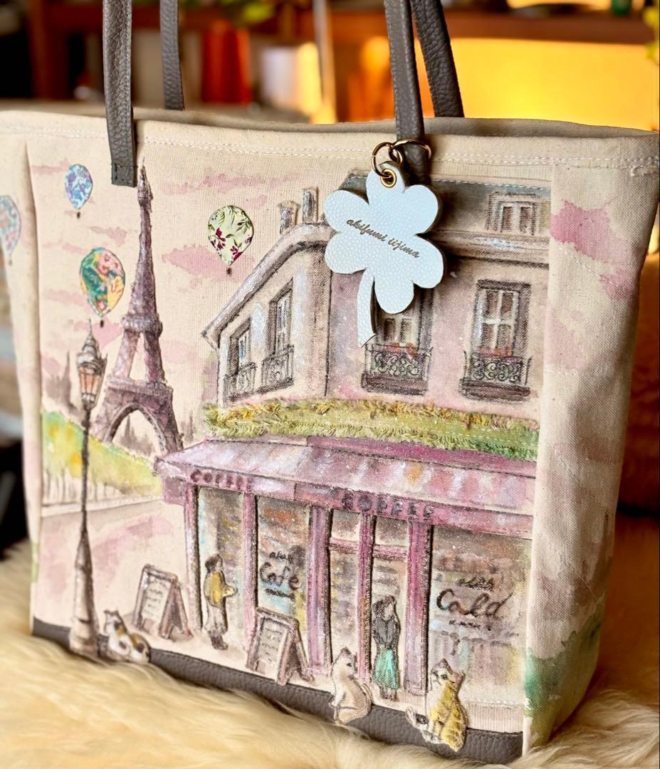 (手づくり) \"ピンクの夕暮れ、エッフェル塔の見えるカフェ\"トートバッグレザー