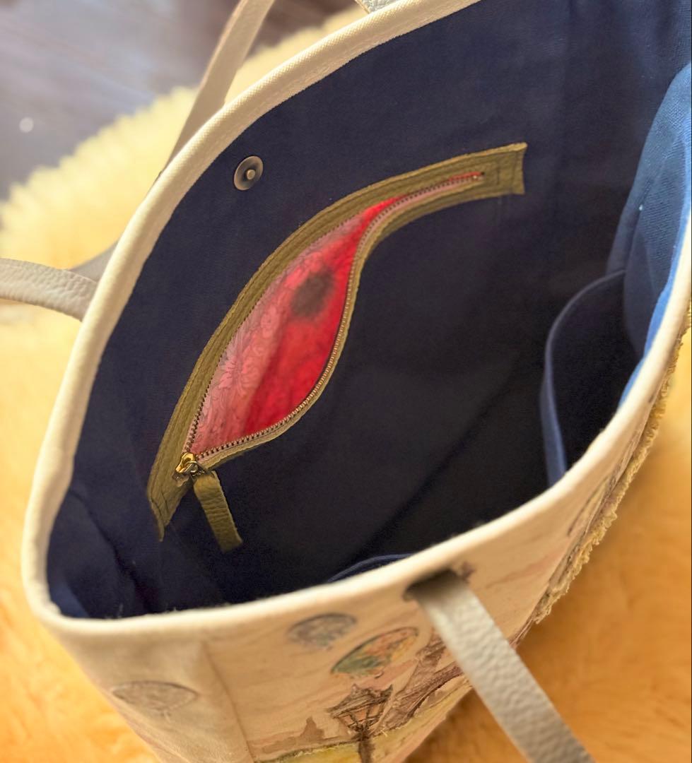 (手づくり) \"ピンクの夕暮れ、エッフェル塔の見えるカフェ\"トートバッグレザー