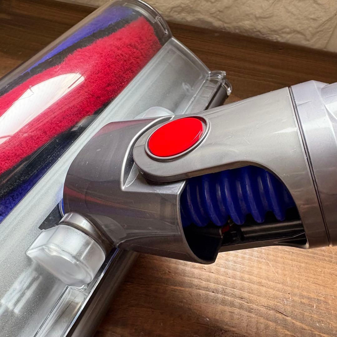 純正品　美品　ソフトローラーヘッド　ダイソンヘッド dysonv7 sv11