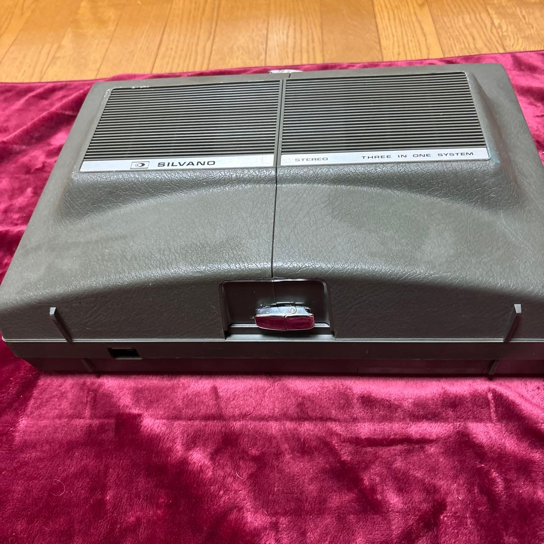 希少SILVANO レコードプレイヤー搭載　ステレオラジカセ　KST-7711