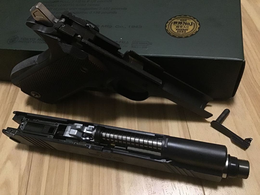 東京マルイ ハイキャパDOR ガバメントグリップカスタム 木製スタンドセット