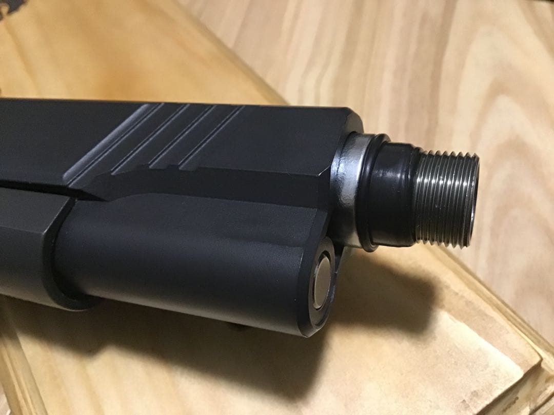 東京マルイ ハイキャパDOR ガバメントグリップカスタム 木製スタンドセット