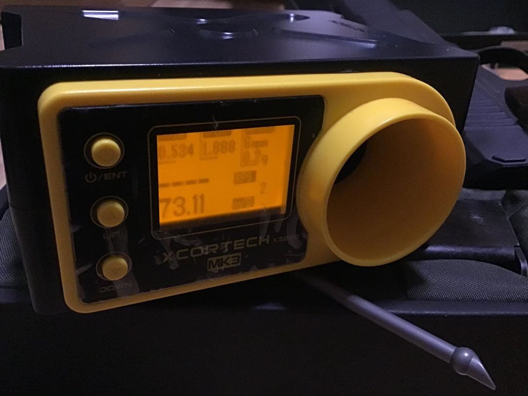 東京マルイ ハイキャパDOR ガバメントグリップカスタム 木製スタンドセット