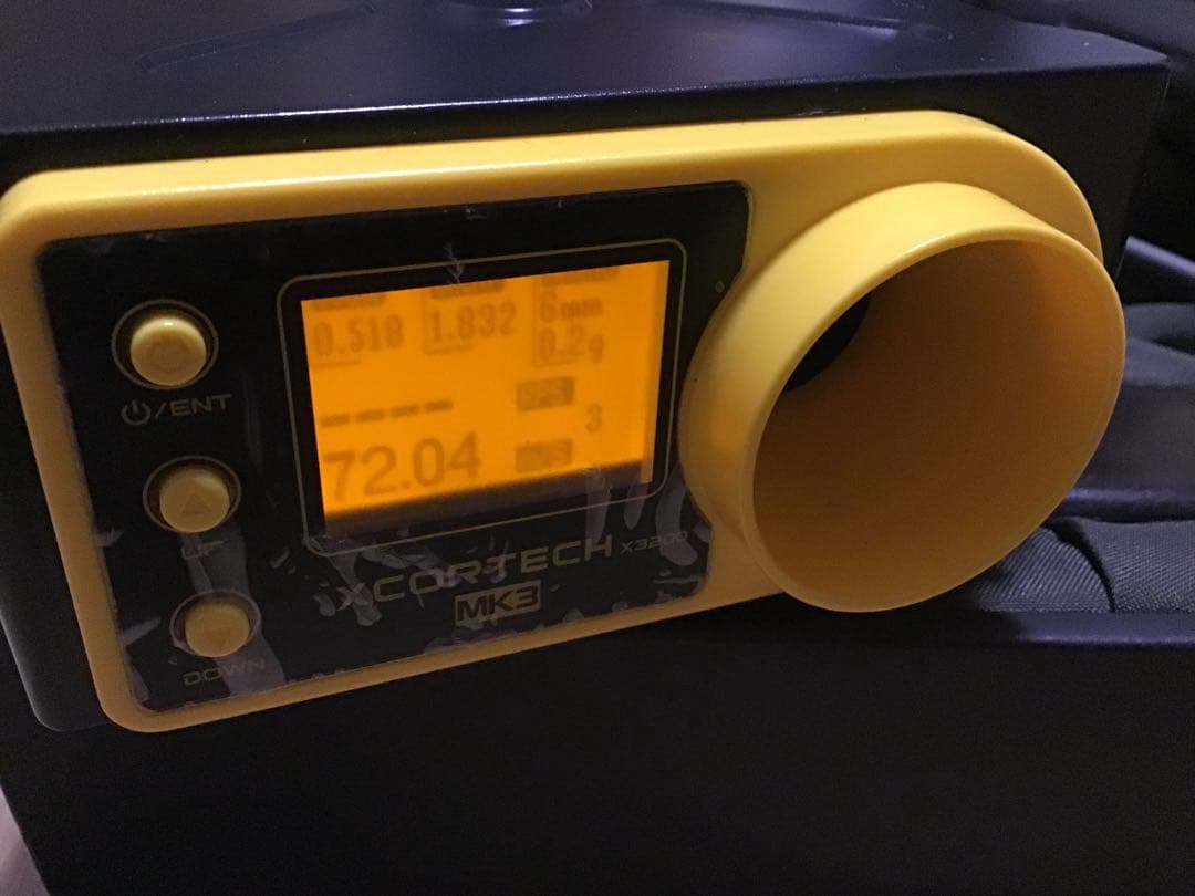 東京マルイ ハイキャパDOR ガバメントグリップカスタム 木製スタンドセット