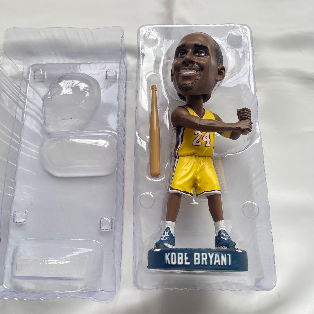 【貴重！レアもの】ロサンゼルスレイカーズ　KOBE BRYANT ボブルヘッド