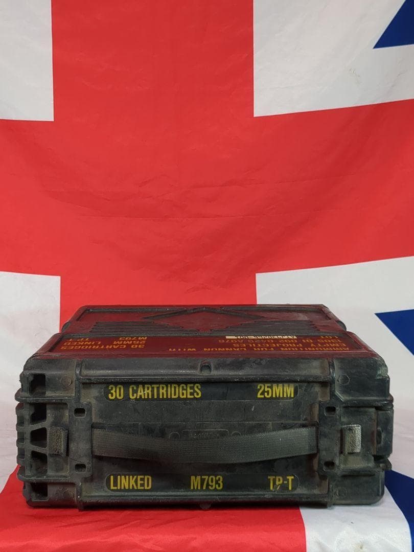 アメリカ軍２５ｍｍ機関砲用弾薬箱