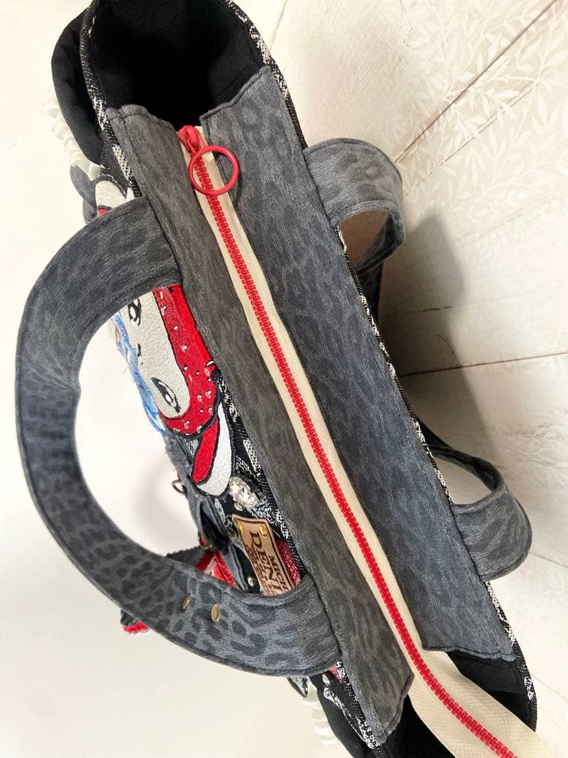 デニムリメイクバッグ　豹柄デニム×薔薇と苺うさぎ