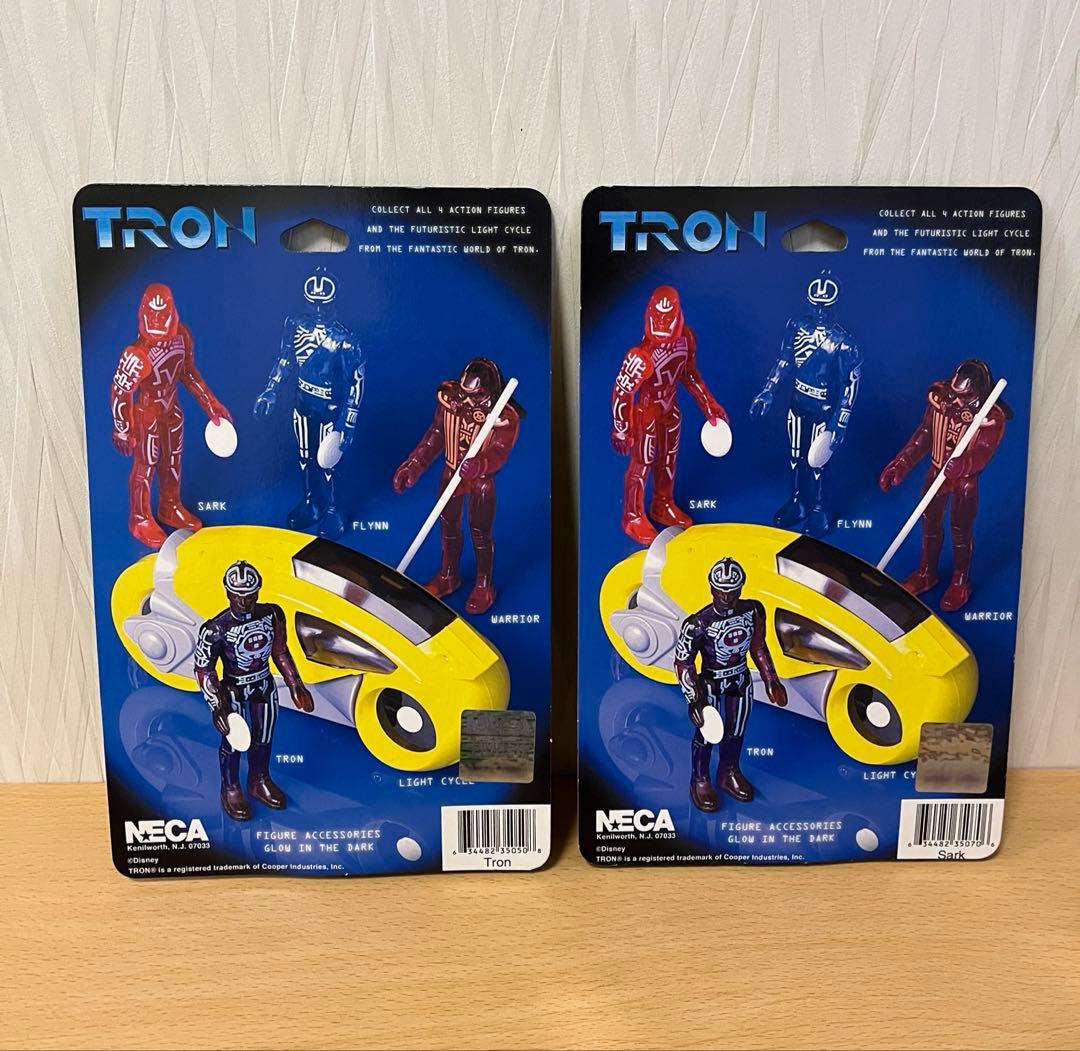 NECA製　トロン　フィギュア2体セット