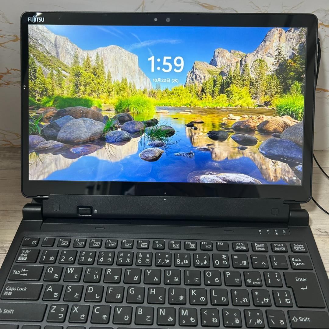 富士通 Windows11 8世代 i5 office 2in1 8GB SSD