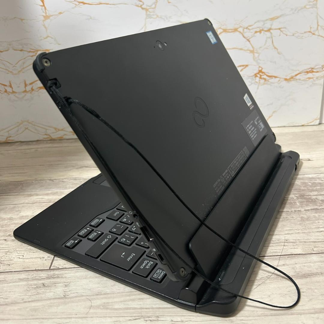 富士通 Windows11 8世代 i5 office 2in1 8GB SSD