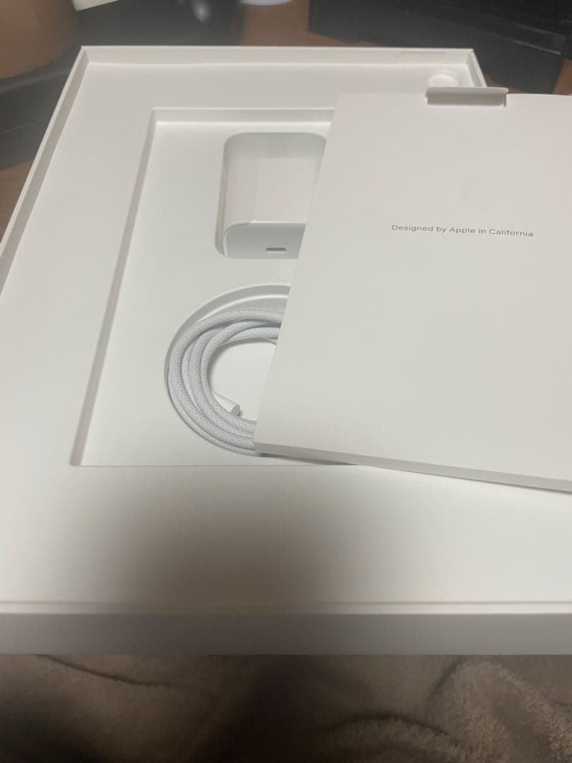 iPad Air M2 11 パープル128GB　デモ型番