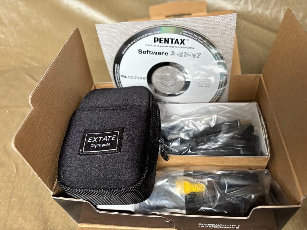PENTAX Optio E70 コンパクトデジタルカメラ　使用回数4〜5回