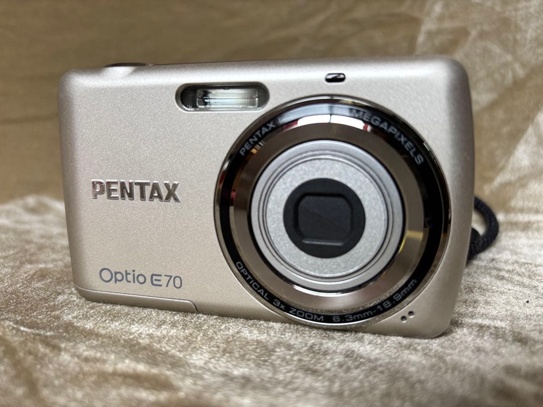 PENTAX Optio E70 コンパクトデジタルカメラ　使用回数4〜5回