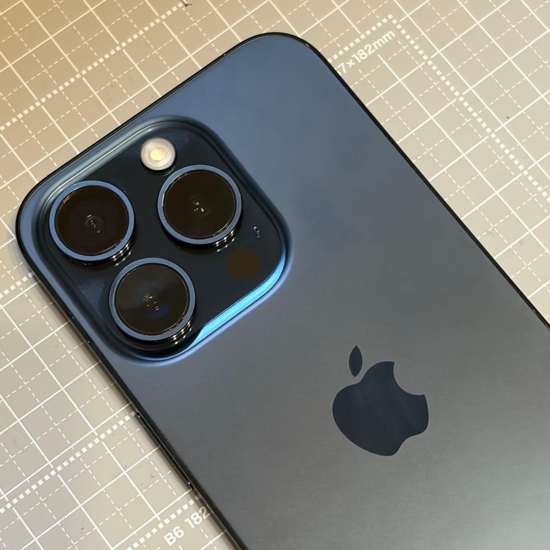 iPhone15 Pro 128GB ブルーチタニウム バッテリー85%