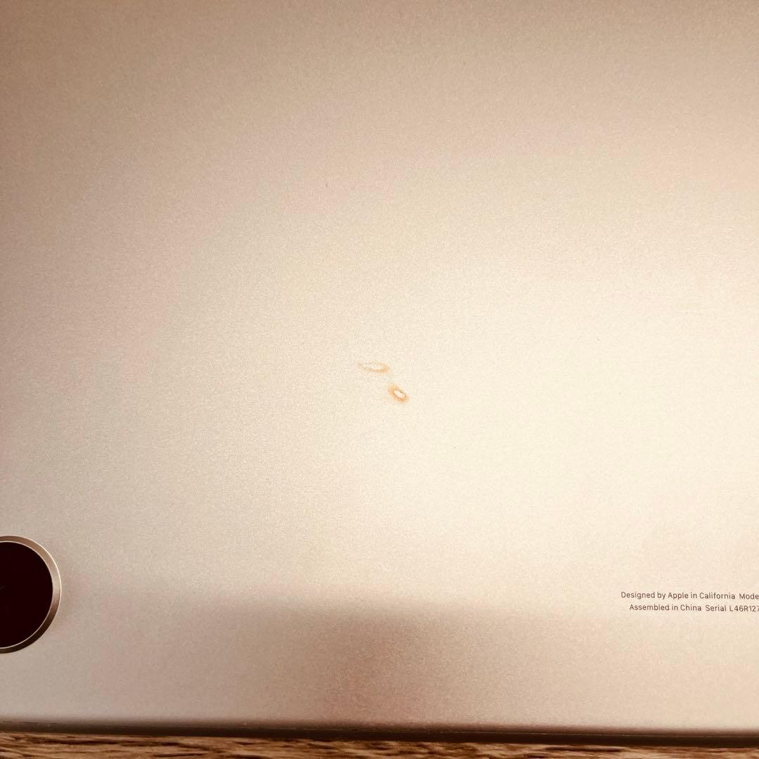 Macbook Air M2 8GB/256GB スターライト