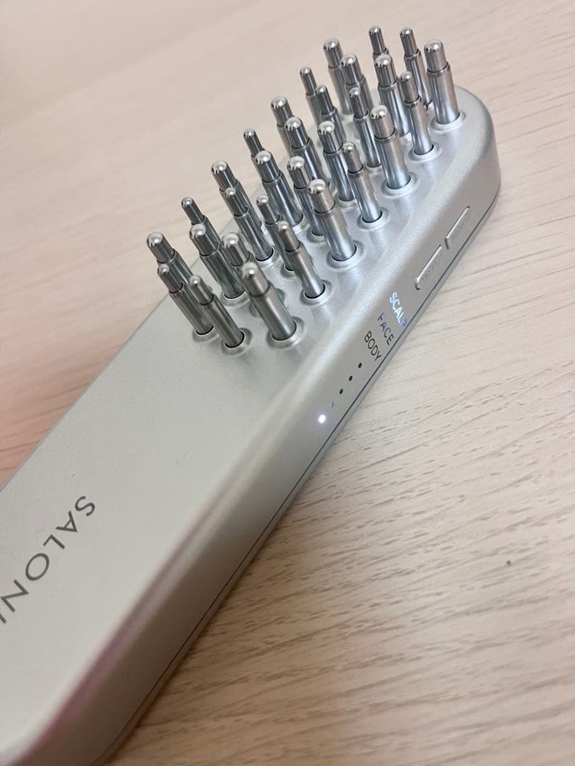 【美品】SALONIA EMSリフトブラシ