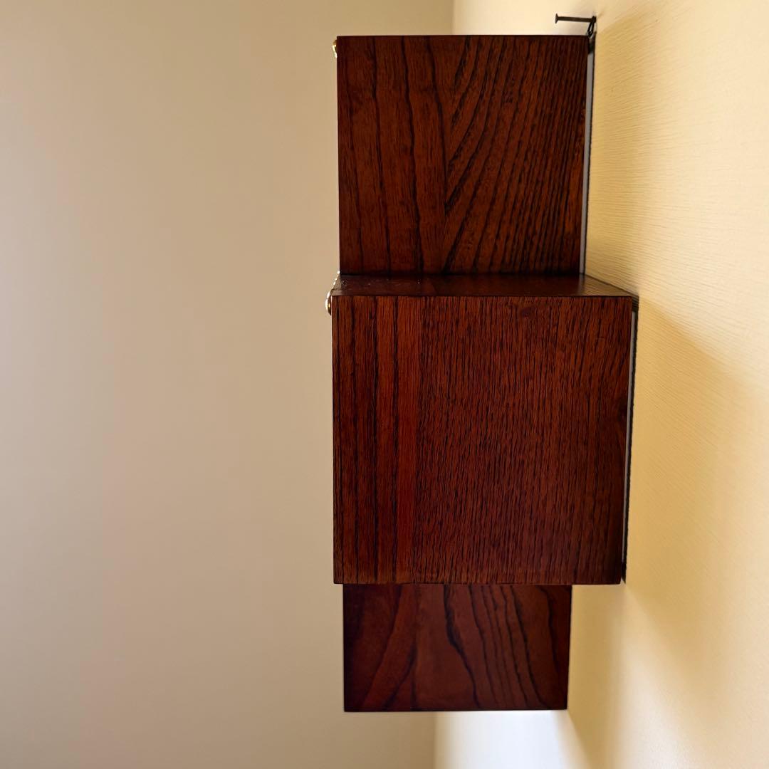 壁掛けシェルフ ウォールラック シェルフ 無垢材 飾り棚 ミッドセンチュリー