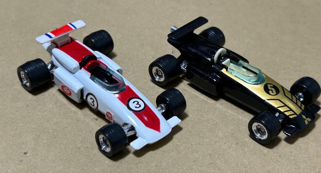 日本製 トミカ コルトF2000 ２台セット