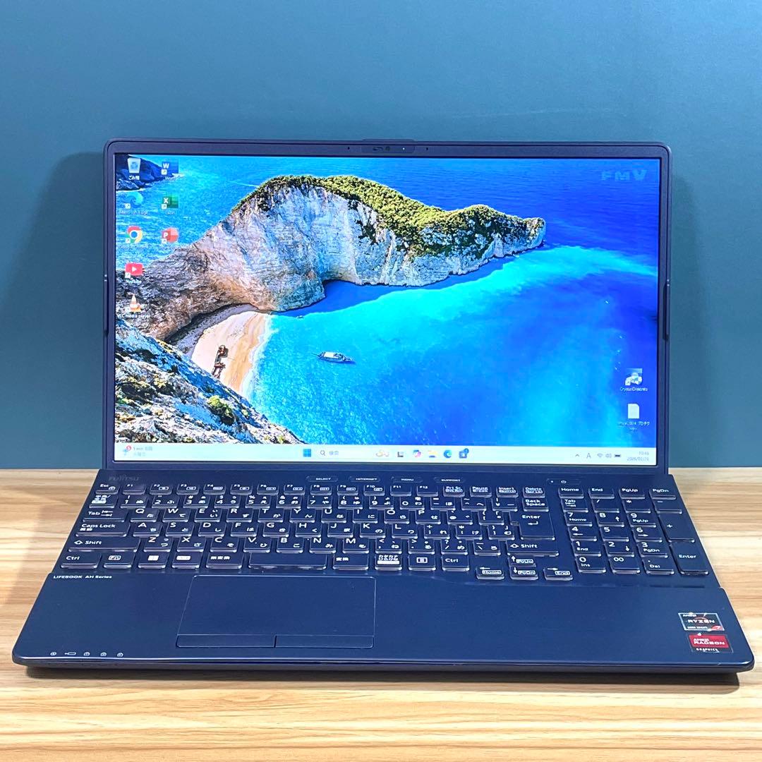 富士通 LIFEBOOK AH/Ryzen7/16GB/NVMeSSD512GB