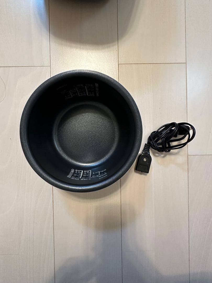 ZOJIRUSHI炊飯器NL-BE05-HZ 3合