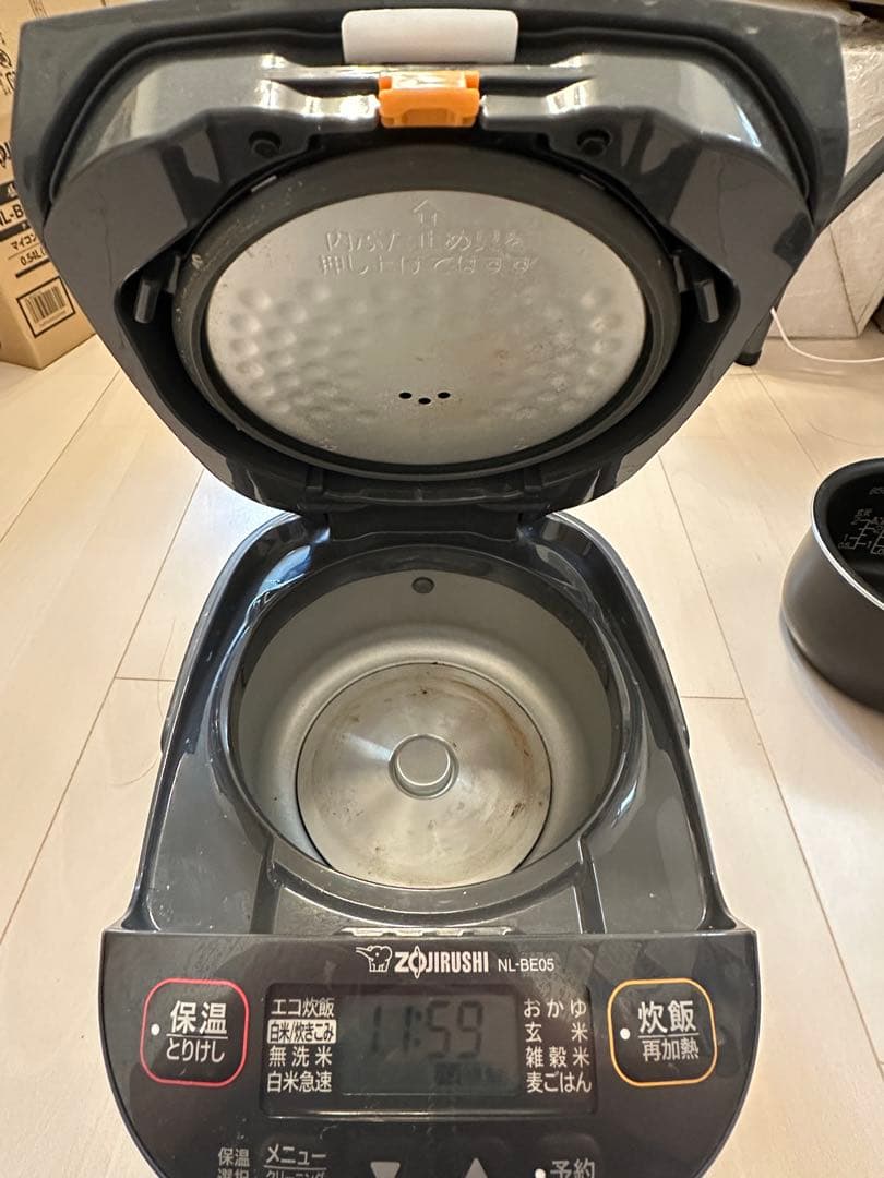 ZOJIRUSHI炊飯器NL-BE05-HZ 3合